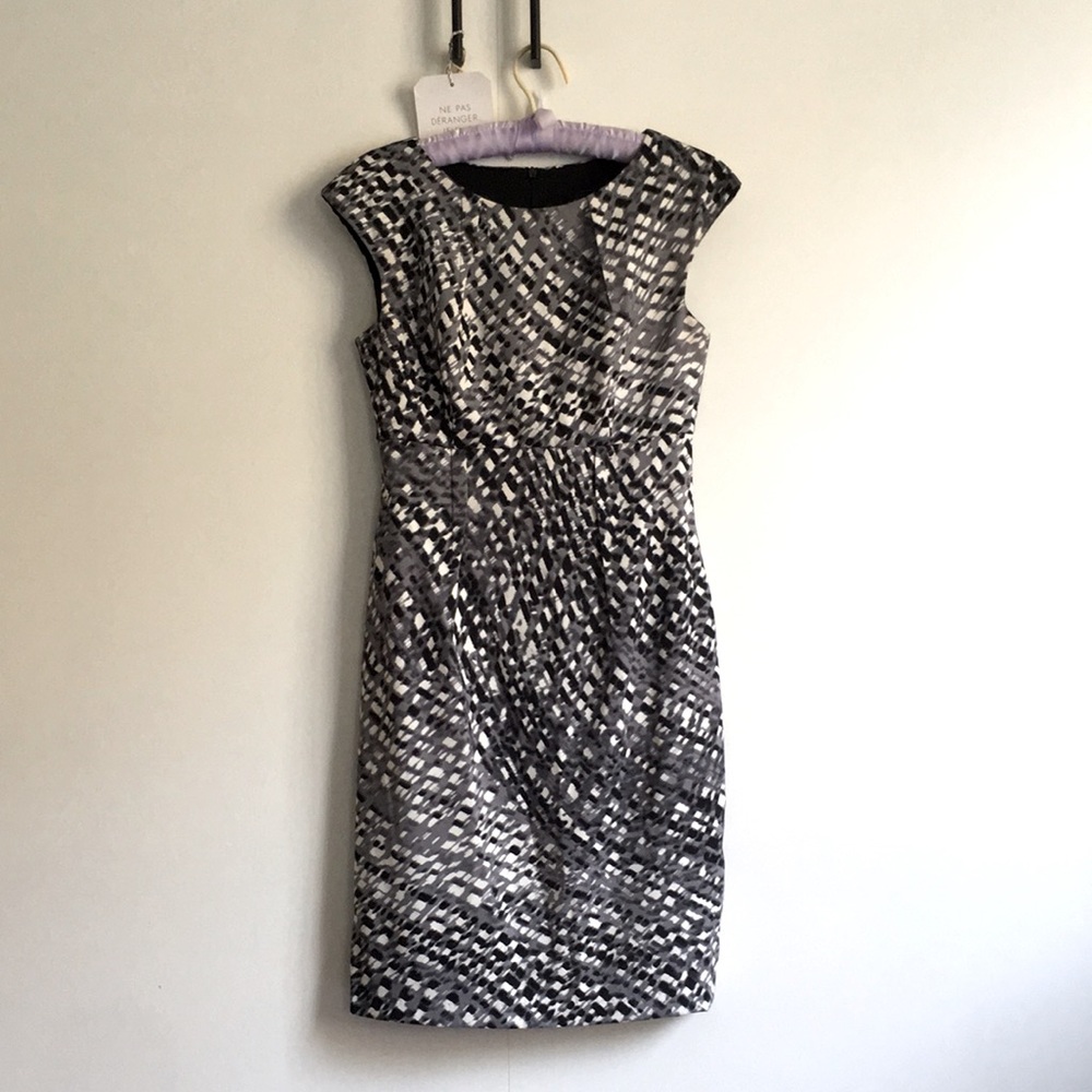 Fantastic, Flattering Patterned Sheath Dress